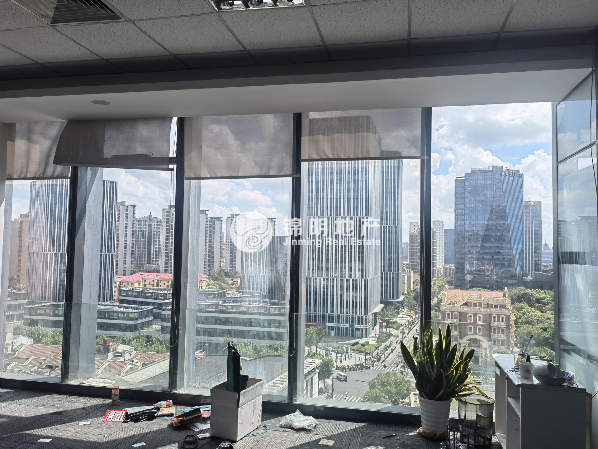 周家嘴路北美广场104平米写字楼出租